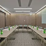 Congress Avenue 4*