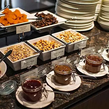 Congress Avenue Otel 4*