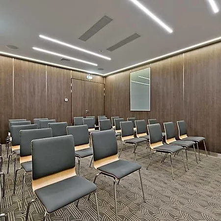 Congress Avenue 4* Vilnius