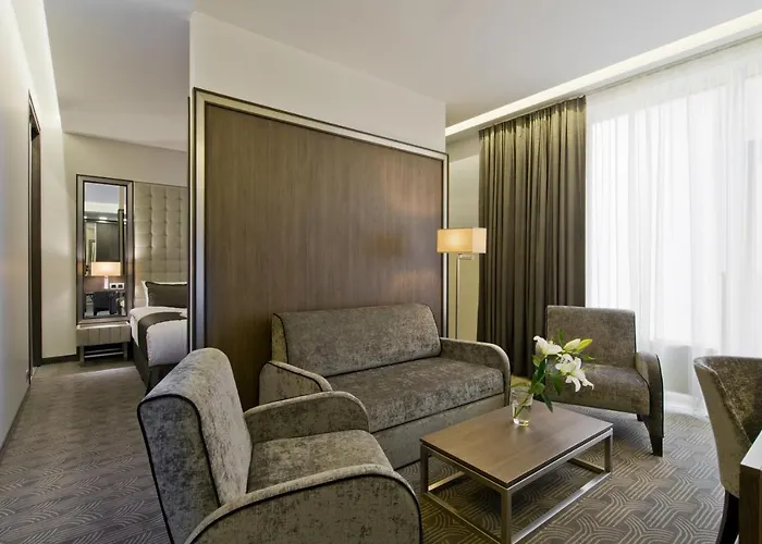 Hotel Congress Avenue 4*