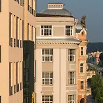Congress Avenue Viešbutis