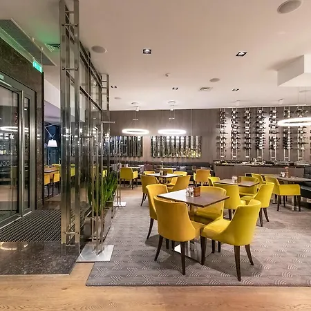 Hotel Congress Avenue 4*