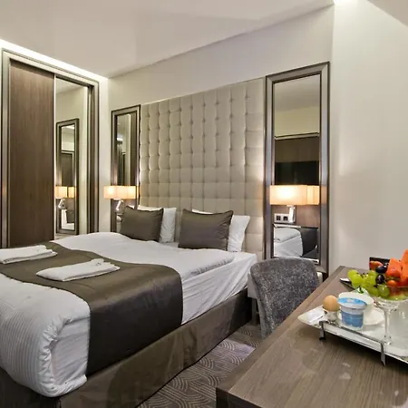 Congress Avenue 4* Vilnius