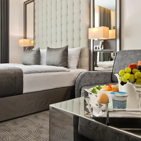 Congress Avenue 4* Vilnius