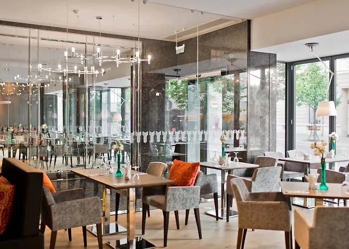 Otel Congress Avenue 4*