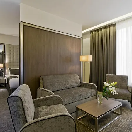 Hotel Congress Avenue 4*