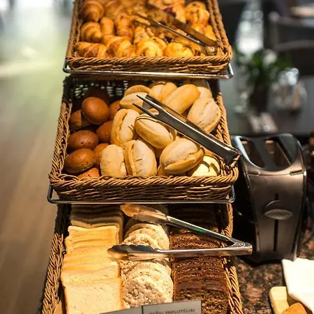 Congress Avenue Hotel 4*