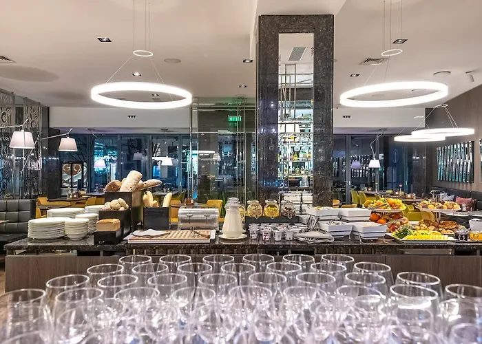 Hotell Congress Avenue 4*